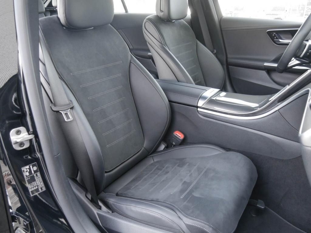 Mercedes-Benz C 300 2025