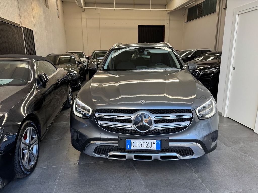 Mercedes-Benz GLC 300 2022