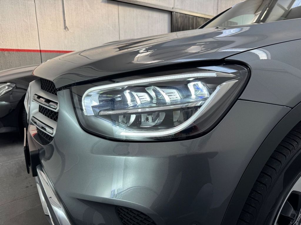 Mercedes-Benz GLC 300 2022