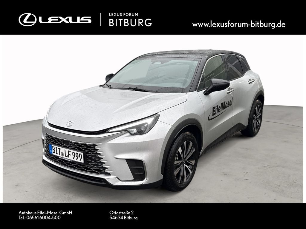 Lexus LBX 2025