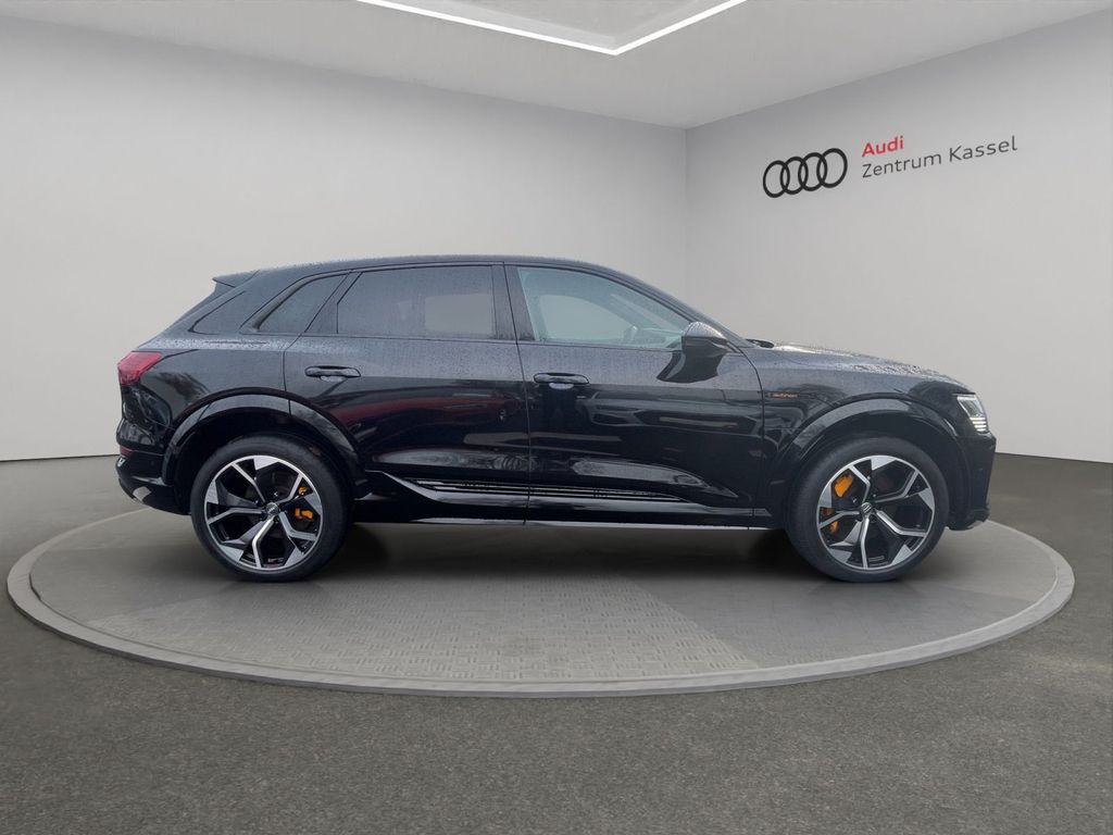 Audi e-tron 2022
