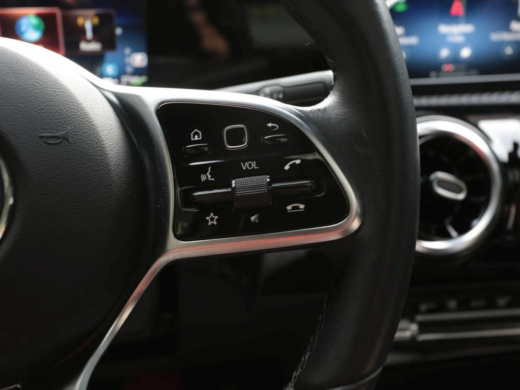 Mercedes-Benz A 250 2021