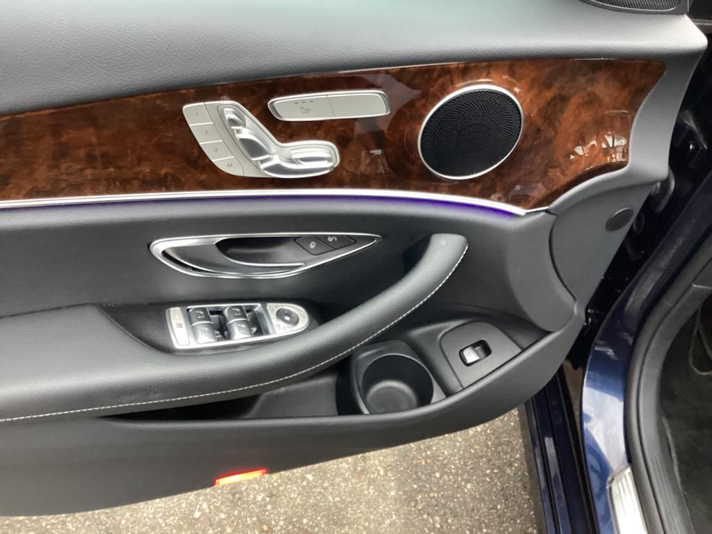 Mercedes-Benz E 300 2022