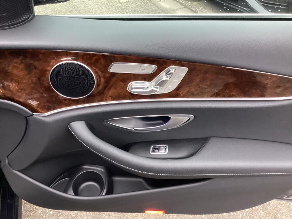 Mercedes-Benz E 300 2022