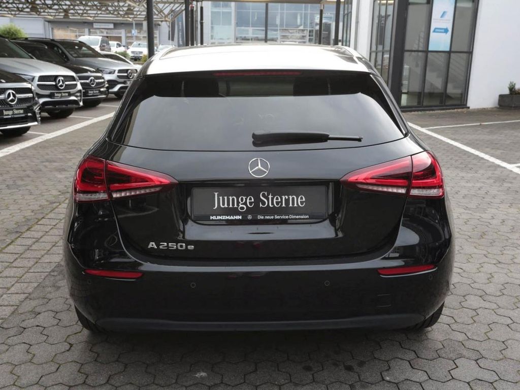 Mercedes-Benz A 250 2021