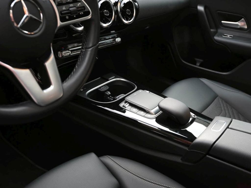 Mercedes-Benz A 250 2021