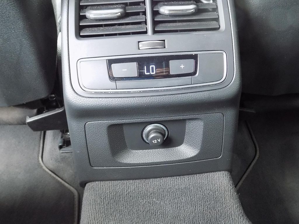 Audi A4 2021