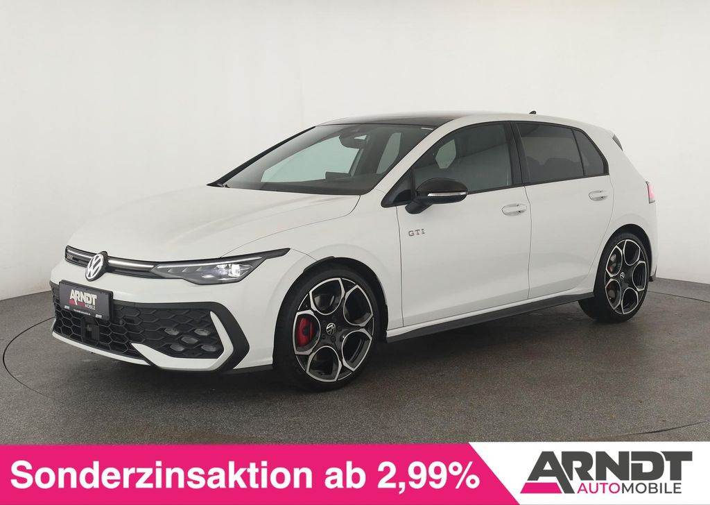 Volkswagen Golf 2025