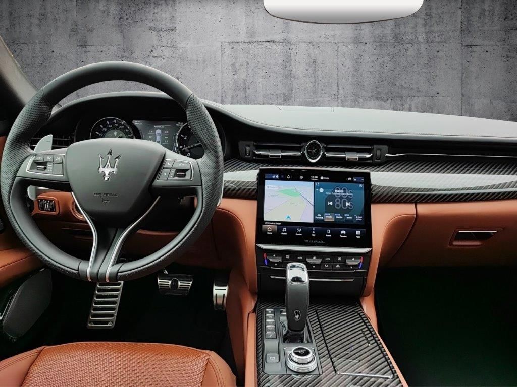 Maserati Quattroporte 2023