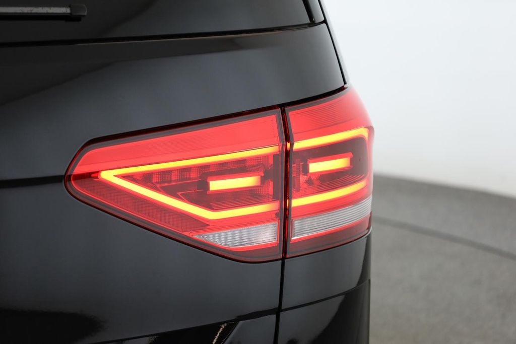 Volkswagen Touran 2025