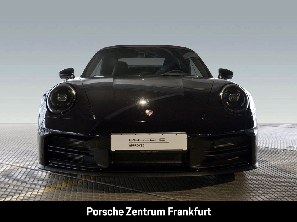 Porsche 992 2025