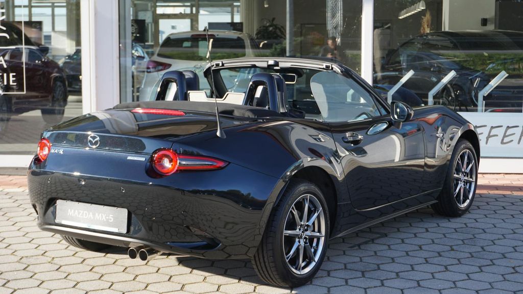 Mazda MX-5 2025