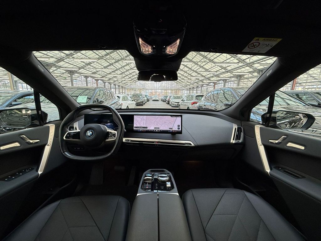 BMW iX 2023