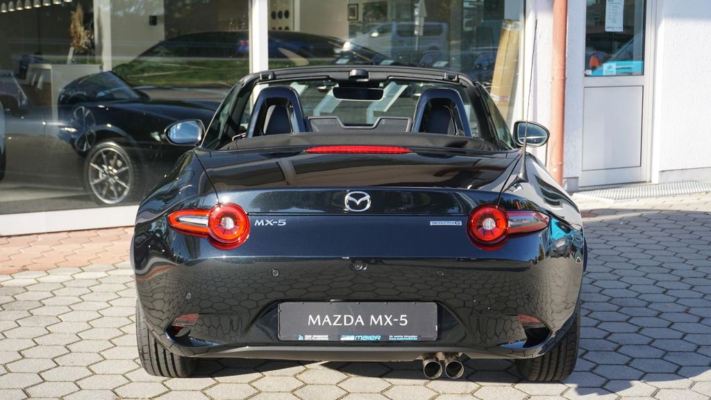 Mazda MX-5 2025