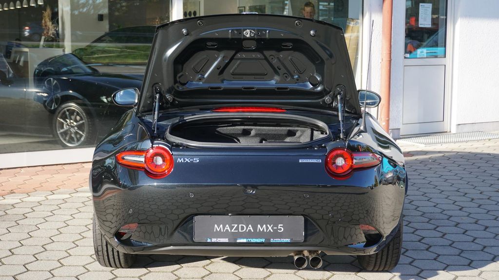 Mazda MX-5 2025