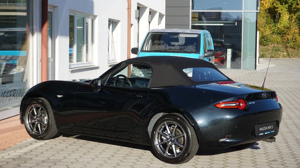 Mazda MX-5 2025