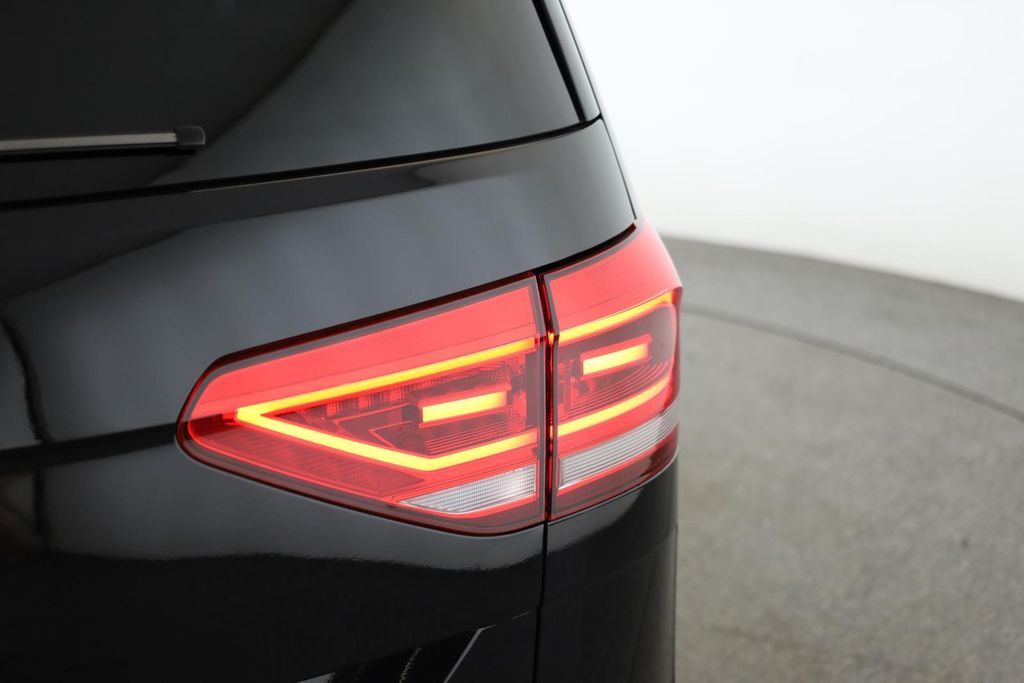 Volkswagen Touran 2025