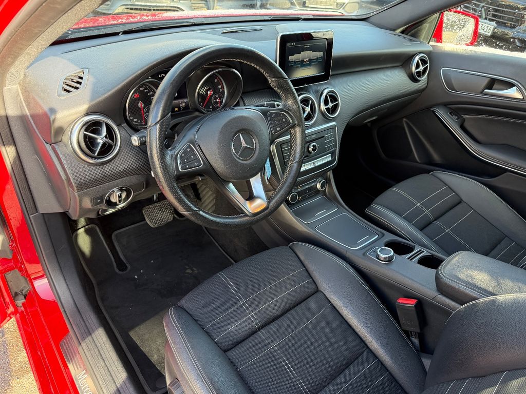 Mercedes-Benz A 200 2016