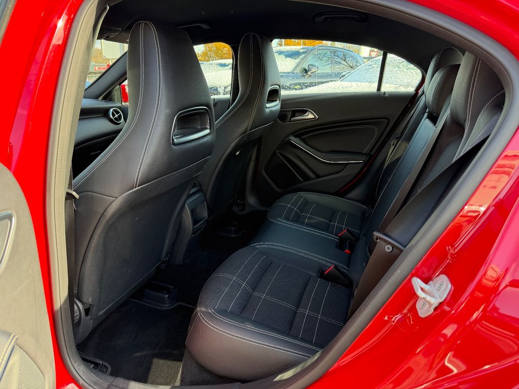 Mercedes-Benz A 200 2016