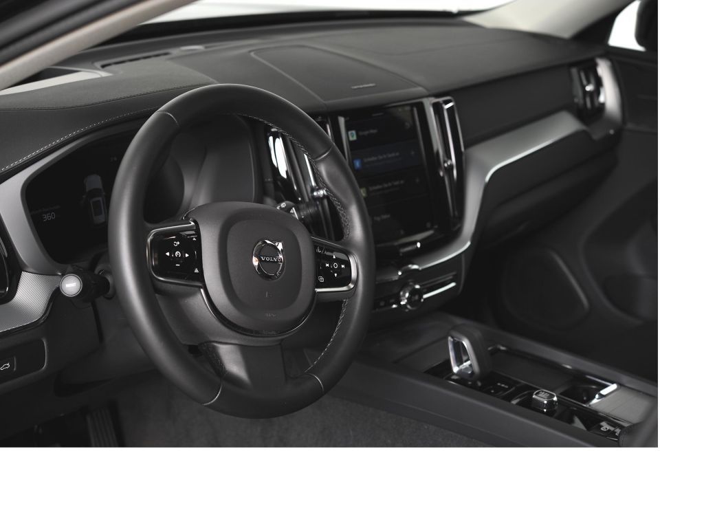 Volvo XC60 2023