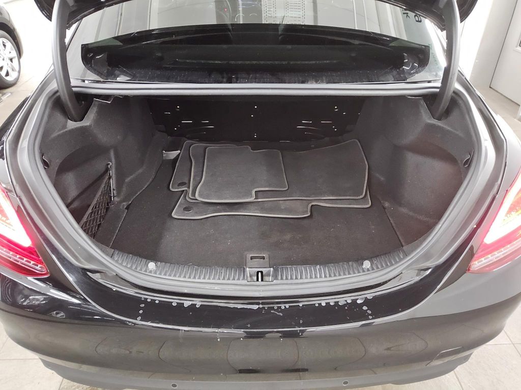 Mercedes-Benz C 200 2021