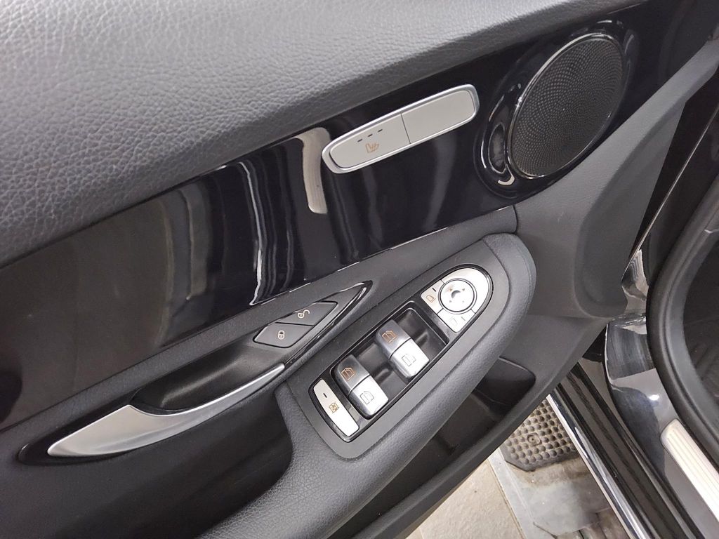 Mercedes-Benz C 200 2021