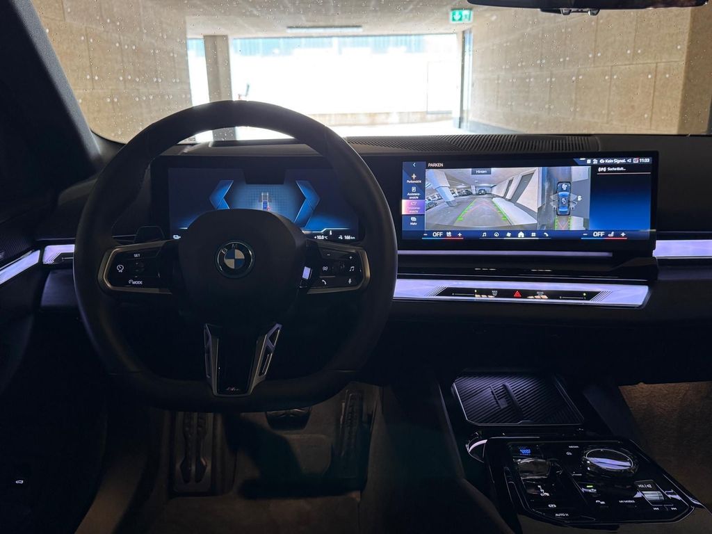 BMW i5 2024