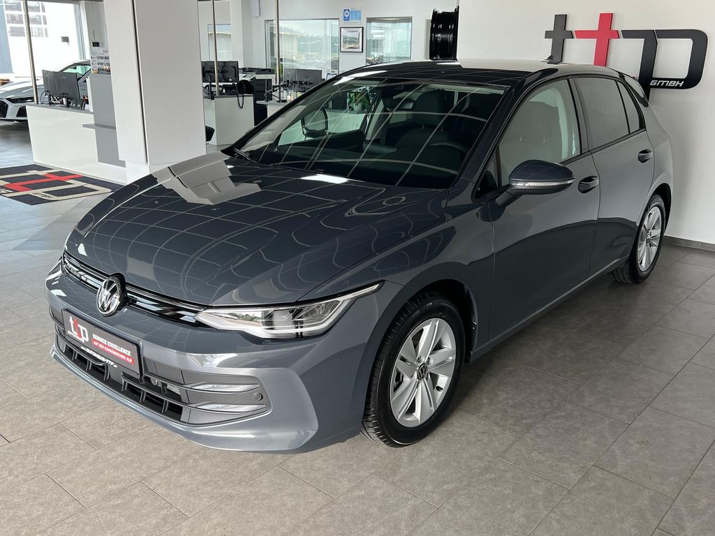 Volkswagen Golf 2024