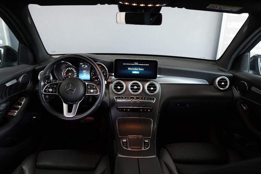 Mercedes-Benz GLC 300 2021