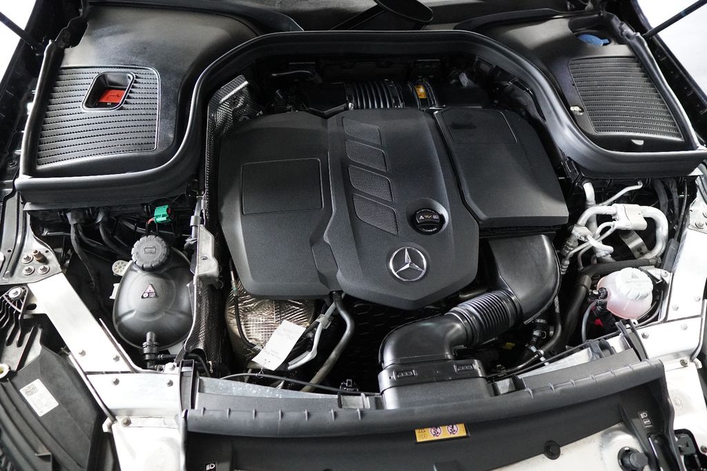 Mercedes-Benz GLC 300 2021