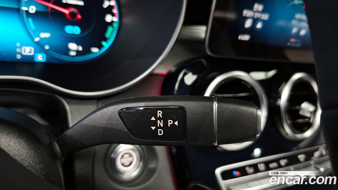 Mercedes-Benz GLC-Class 2020