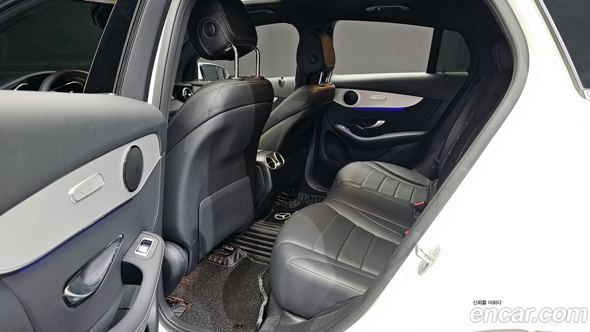 Mercedes-Benz GLC-Class 2020