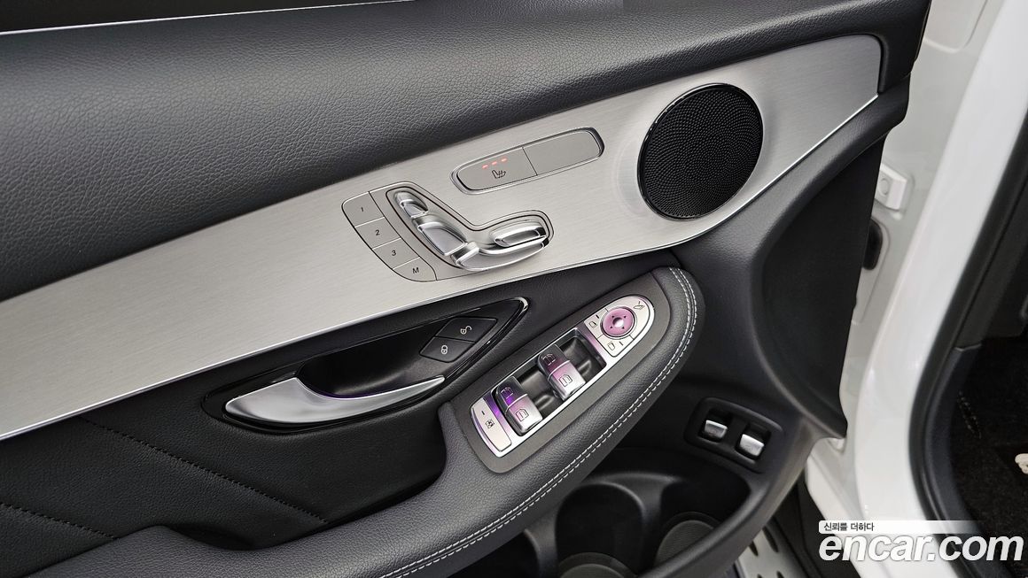 Mercedes-Benz GLC-Class 2020