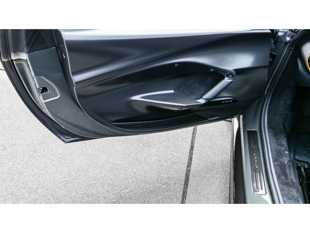 Ferrari 296 GTB 2022