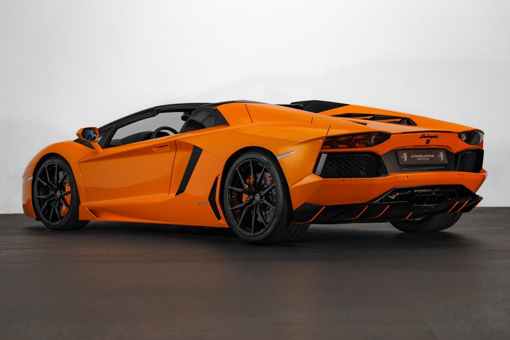 Lamborghini Aventador 2015
