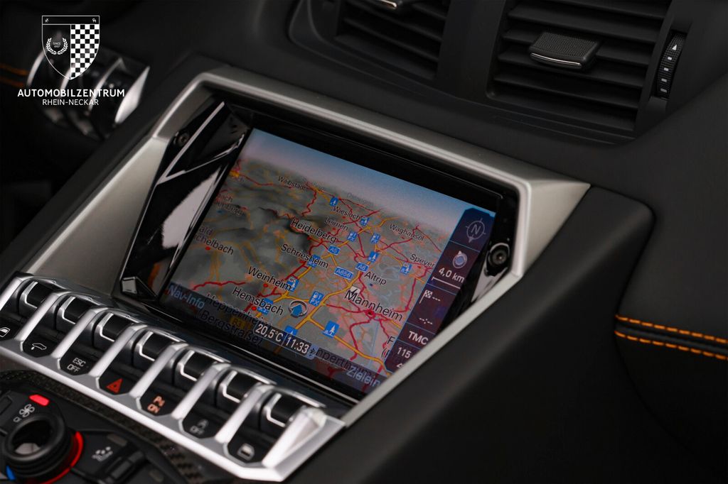 Lamborghini Aventador 2015