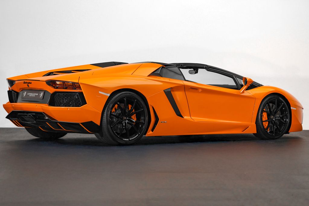 Lamborghini Aventador 2015