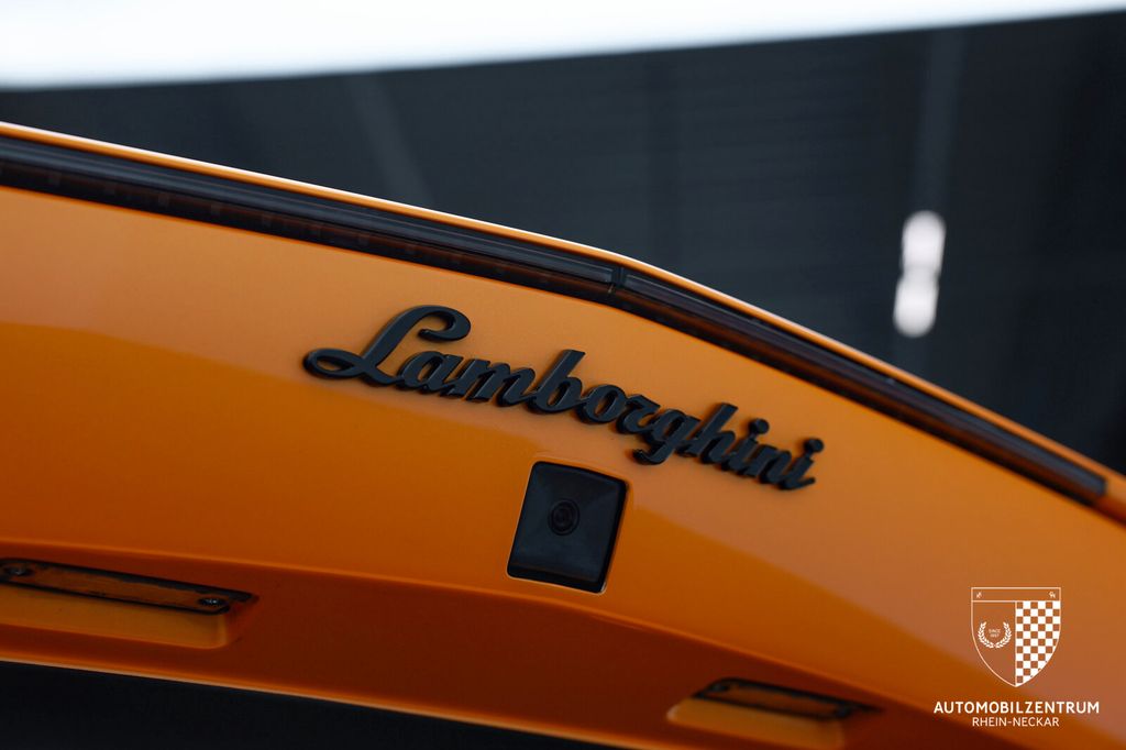 Lamborghini Aventador 2015