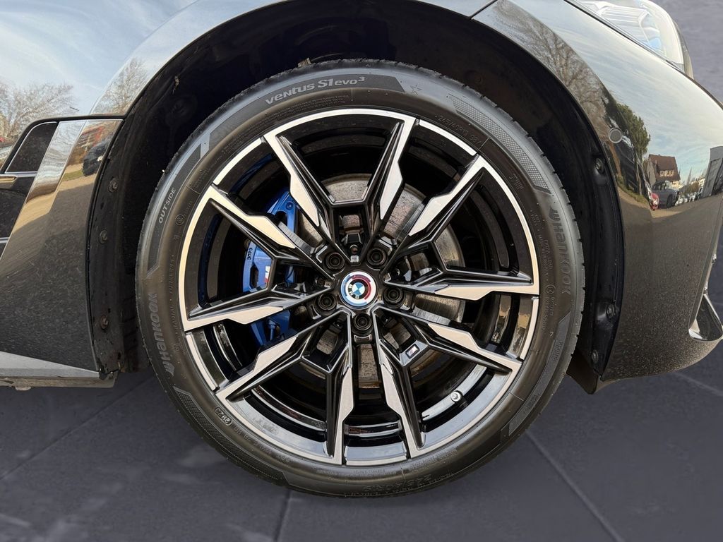 BMW i4 2023