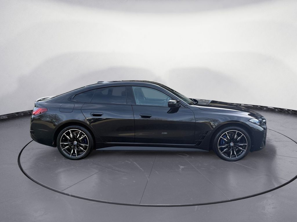 BMW i4 2023