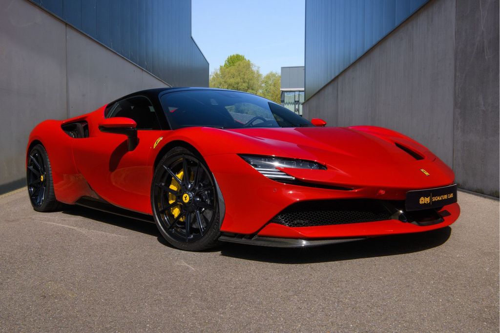 Ferrari SF90 2022