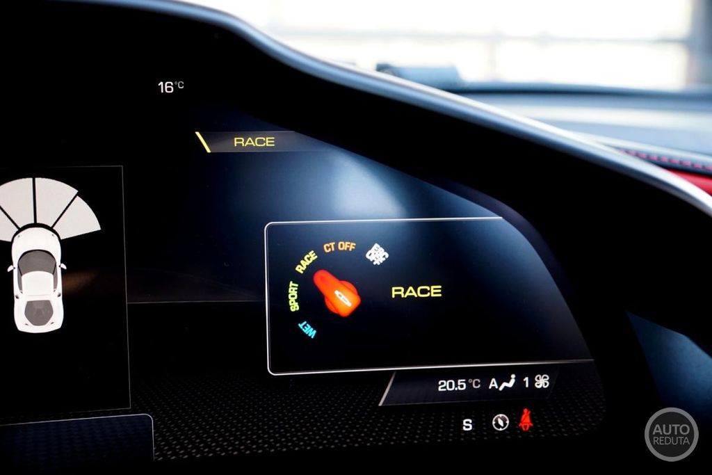 Ferrari 296 GTB 2024