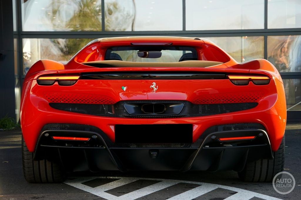 Ferrari 296 GTB 2024