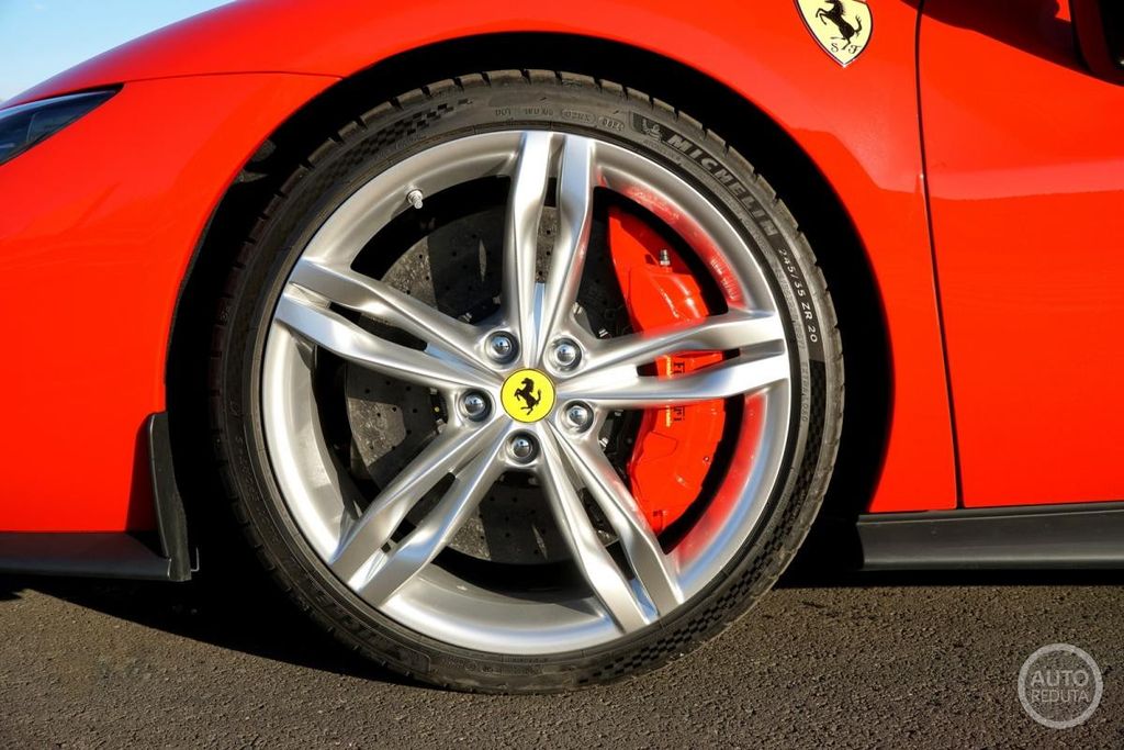 Ferrari 296 GTB 2024