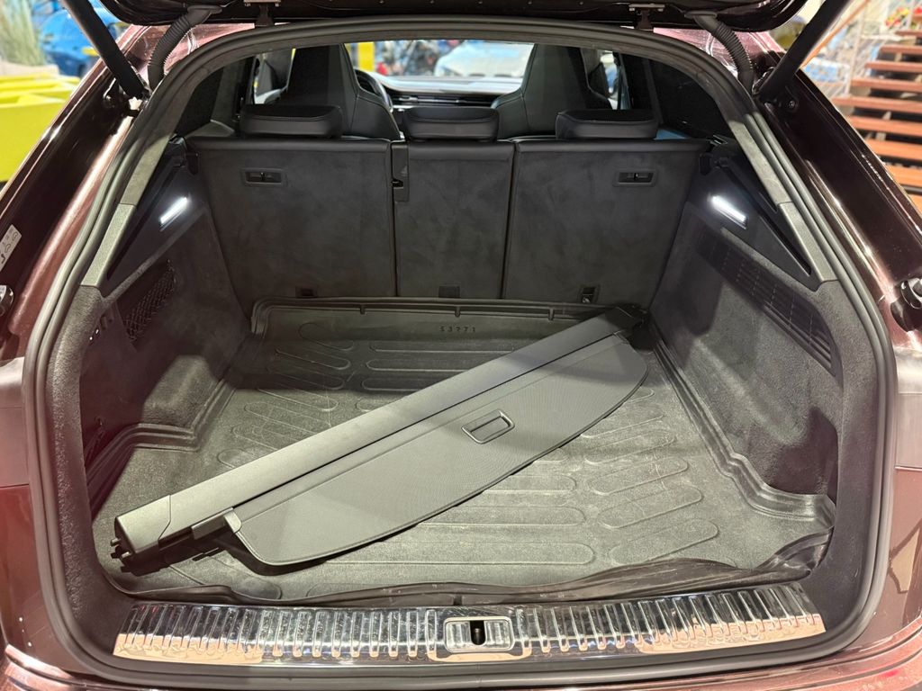Audi SQ8 2020