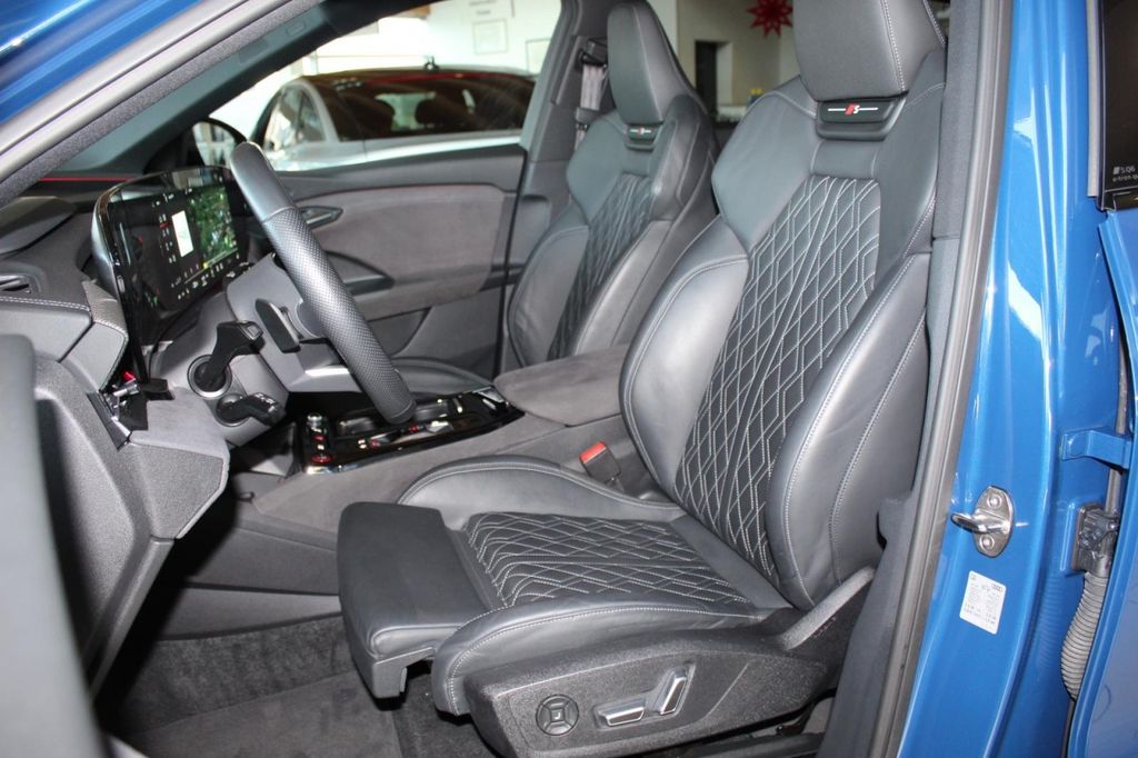 Audi SQ6 e-tron 2024