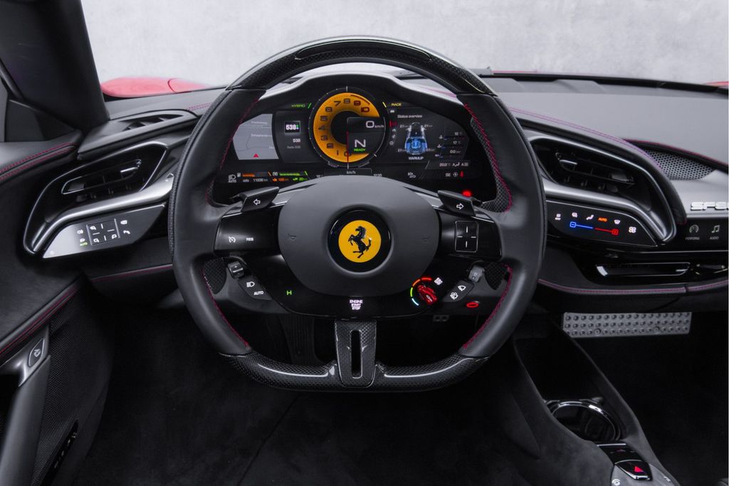 Ferrari SF90 2022
