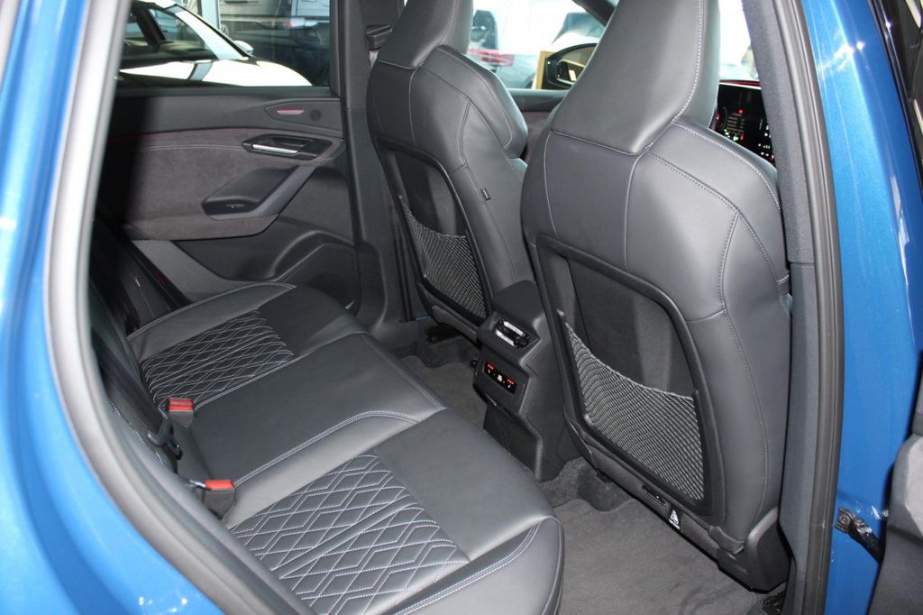 Audi SQ6 e-tron 2024