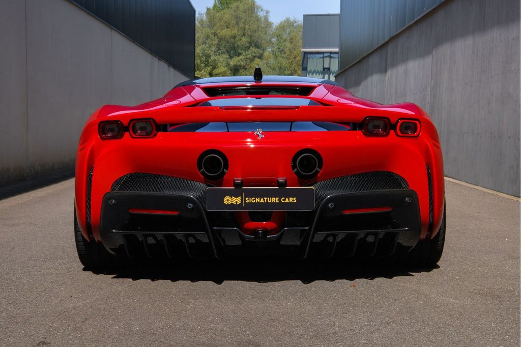 Ferrari SF90 2022