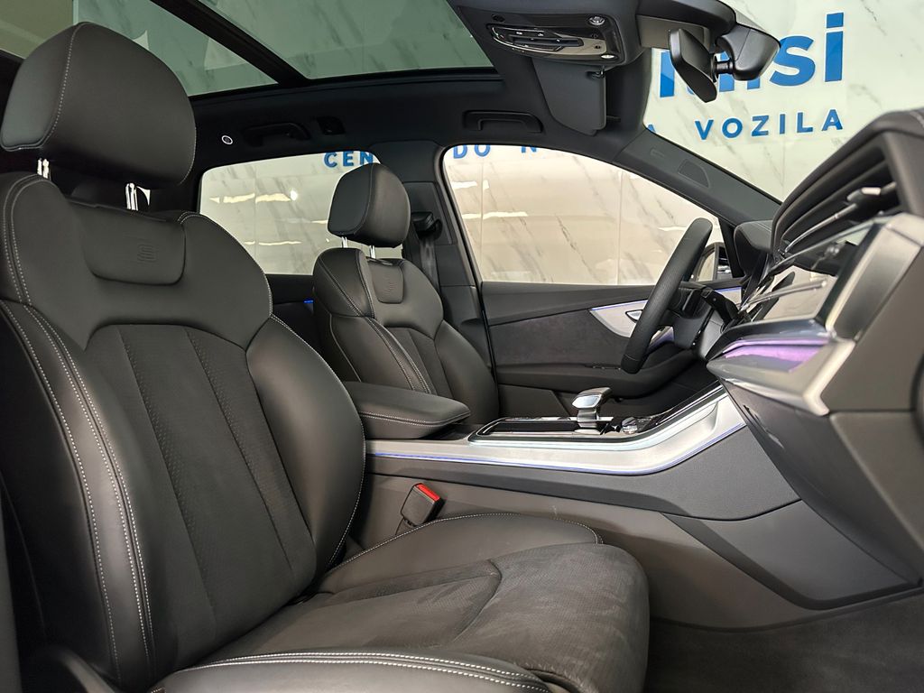 Audi Q7 2024